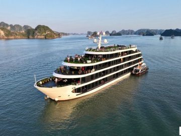 Venus Halong Cruises