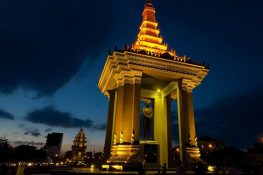 Cambodia at Glance 6 Days